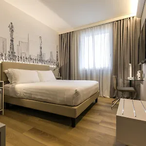 *** Hotel 43 Station Italia